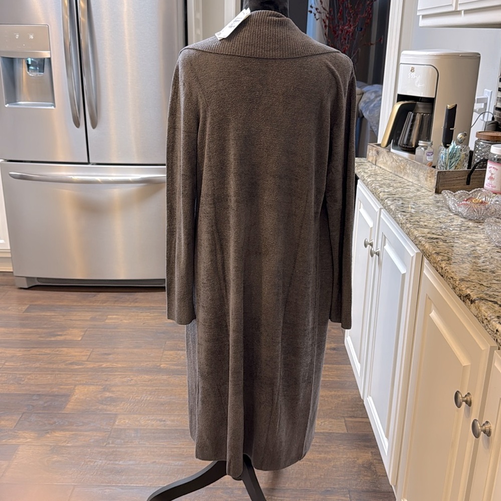 Barefoot Dreams cozy chic ultra lite size small - Picture 2 of 5